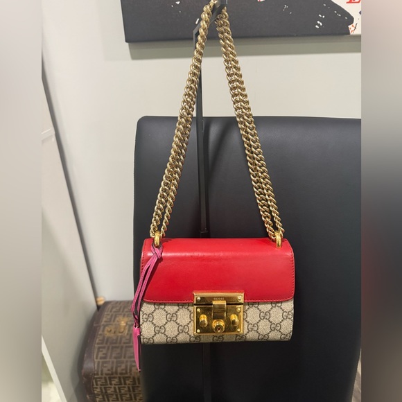 GG Supreme Monogram Padlock red and pink bag with gold chain - Picture 3 of 16